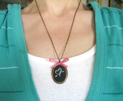 DIY Chalkboard Necklace