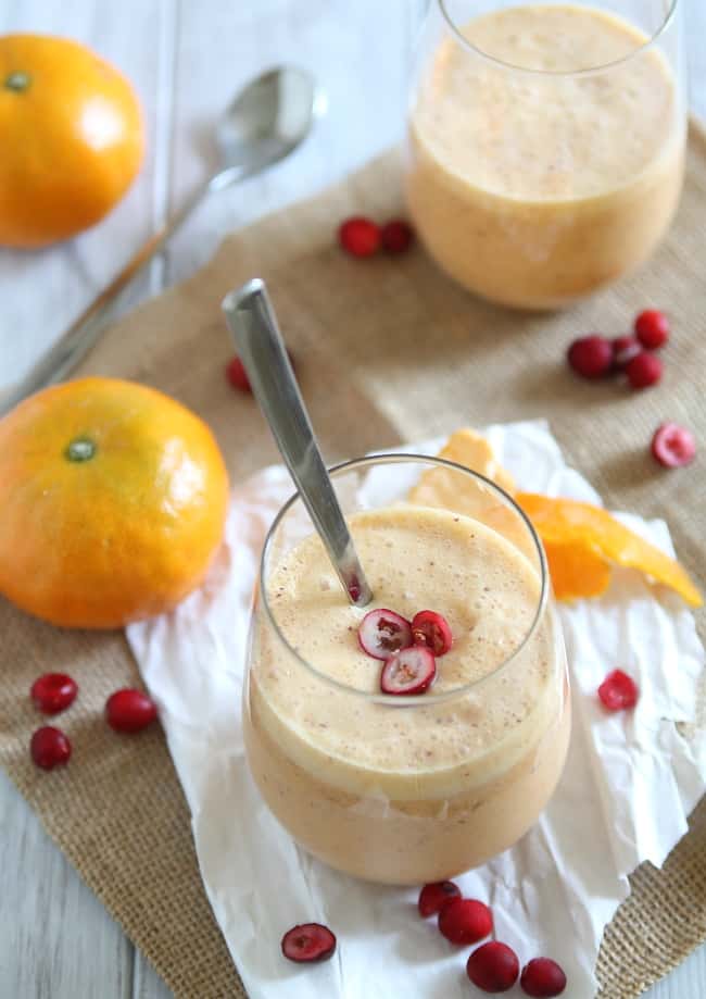 Citrus Cranberry Smoothie | HelloGlow.co