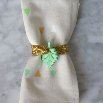 Clay Leaf Napkin Rings