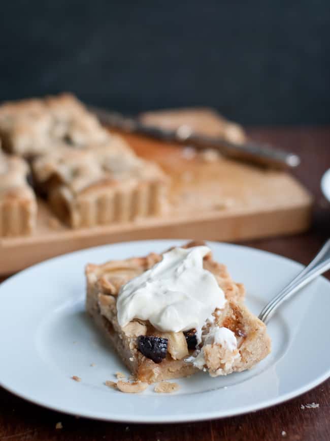 Dried Fig and Peart Tart with Honey Creme Fraiche | Hello Glow