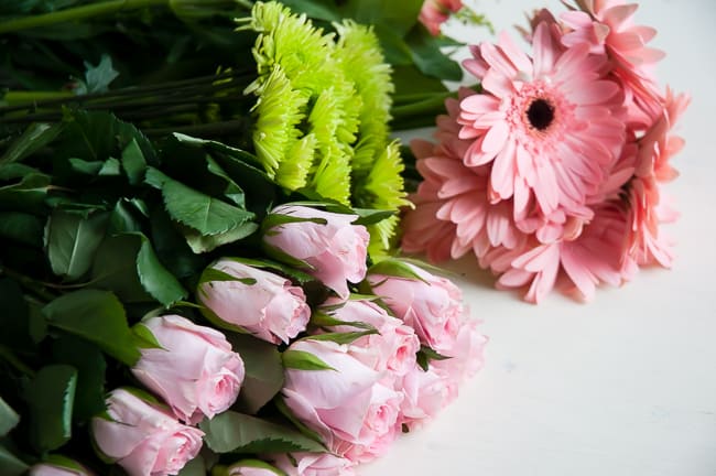 Grocery Store Flower Arrangement Tips | Hello Glow