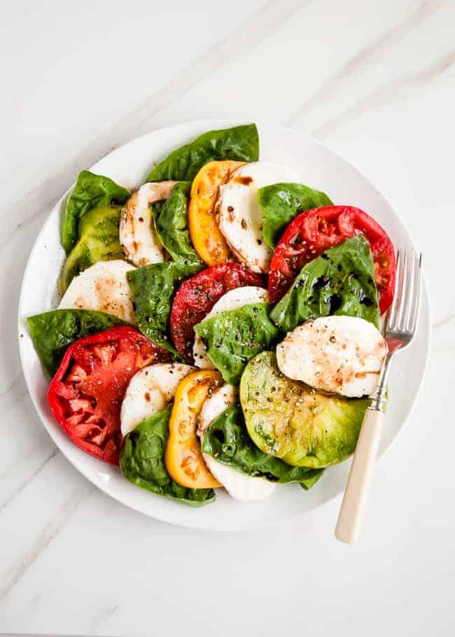 Tomato Basil Caprese Salad | HelloGlow.co