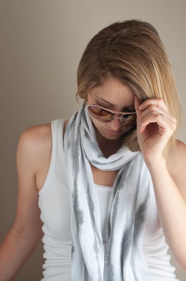 DIY Striped Scarf | Hello Glow