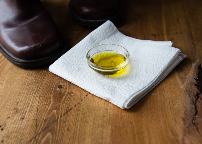 Fix Scuffs with Olive Oil