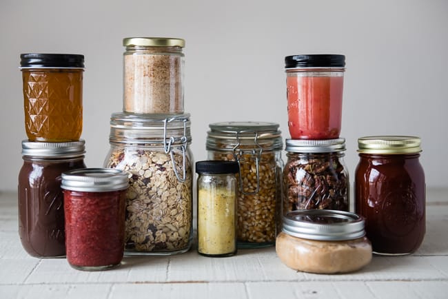 10 Easy Food Gifts in a Jar | HelloGlow.co