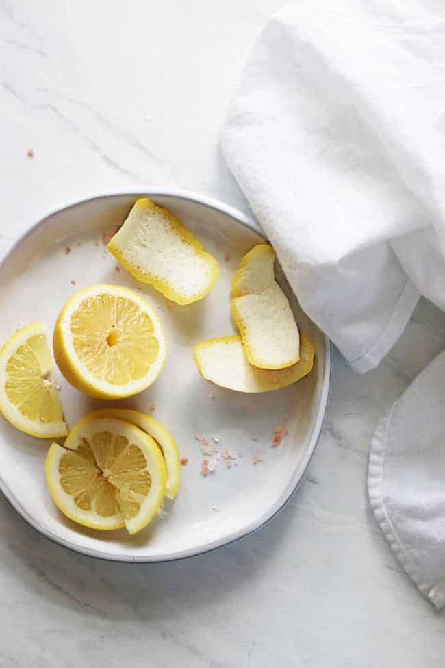 10 Inexpensive Ways to Clean with Lemon