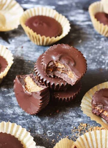Chocolate Almond Butter Cups - HelloVeggie.co