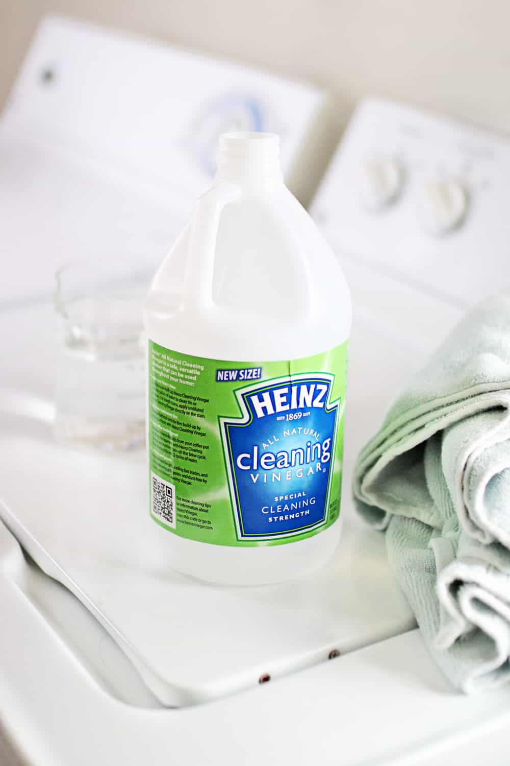 5-brilliant-ways-to-use-vinegar-in-the-laundry-room-hello-nest