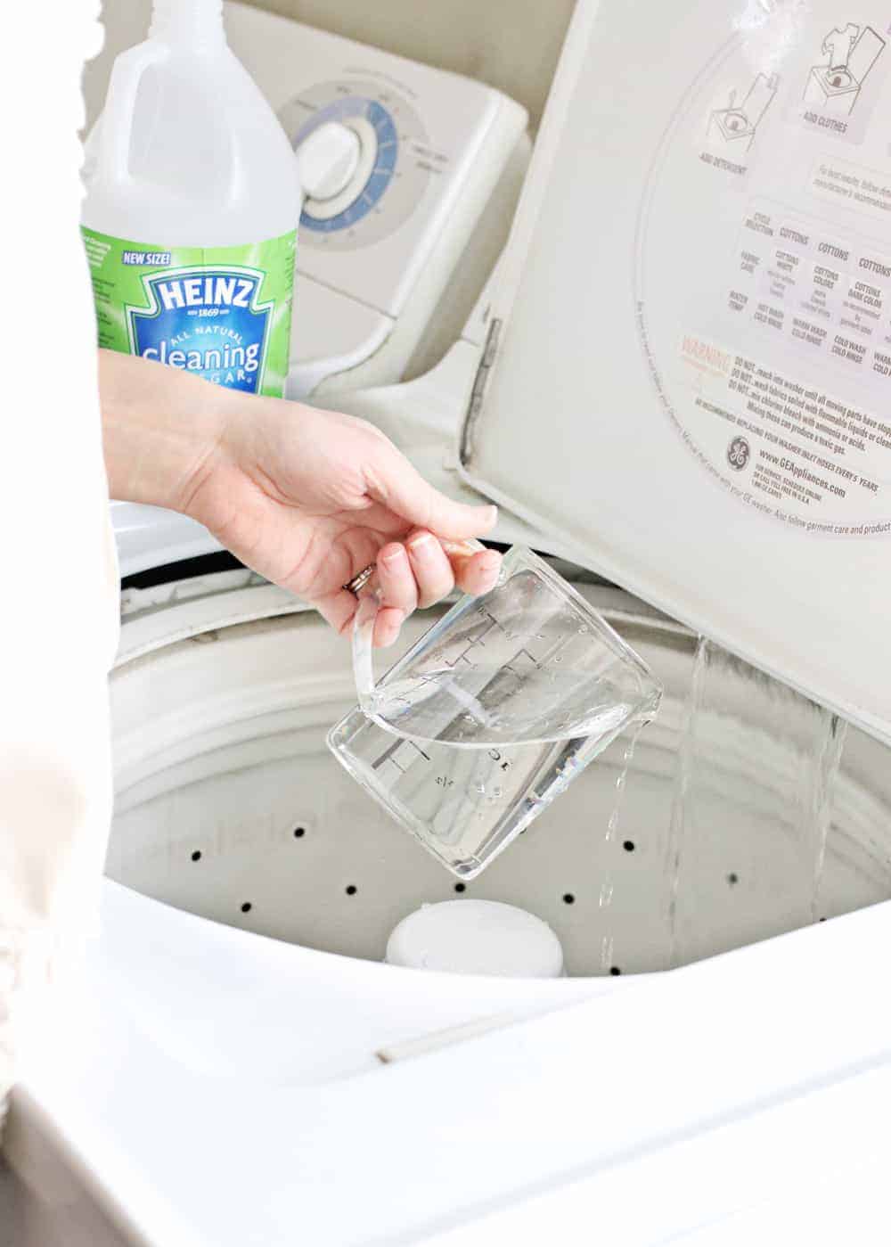How to Use Vinegar for Laundry