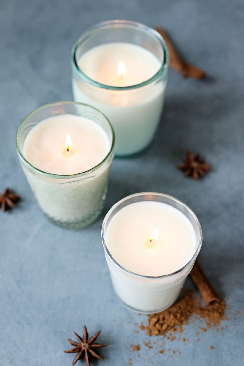 DIY Beeswax Essential Oil Candles - A Nod to Navy  Homemade scented candles,  Candle scents recipes, Oil candles