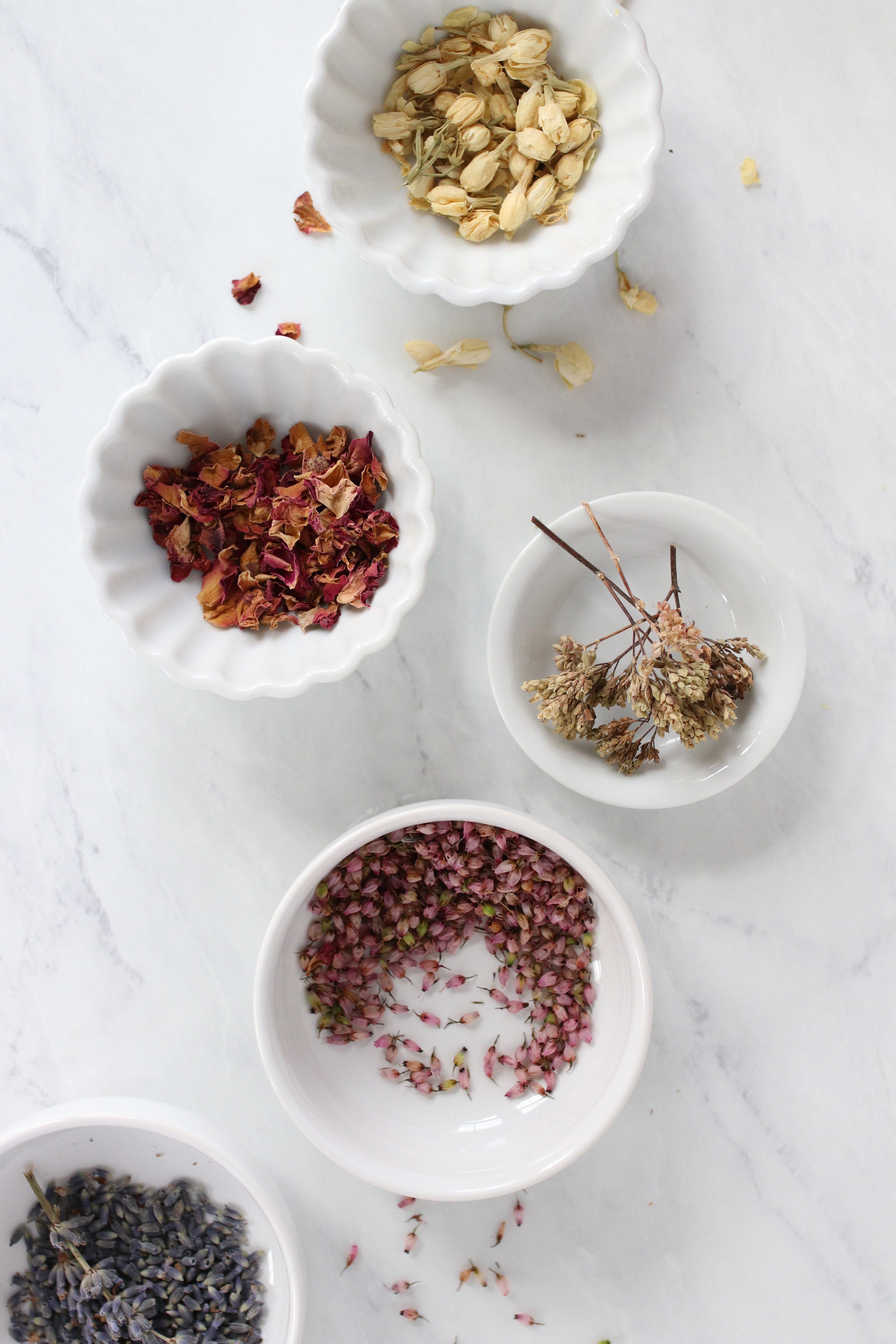 DIY sachets with dried herbs and flowers