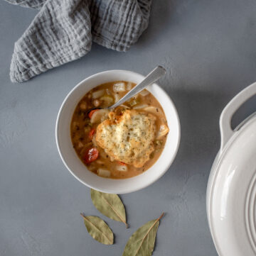 Vegetarian Chickpeas and Dumplings