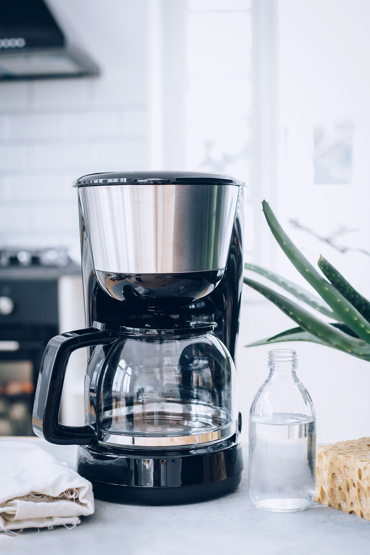 How To Clean A Coffee Maker For A Better-Tasting Brew  Hello Nest