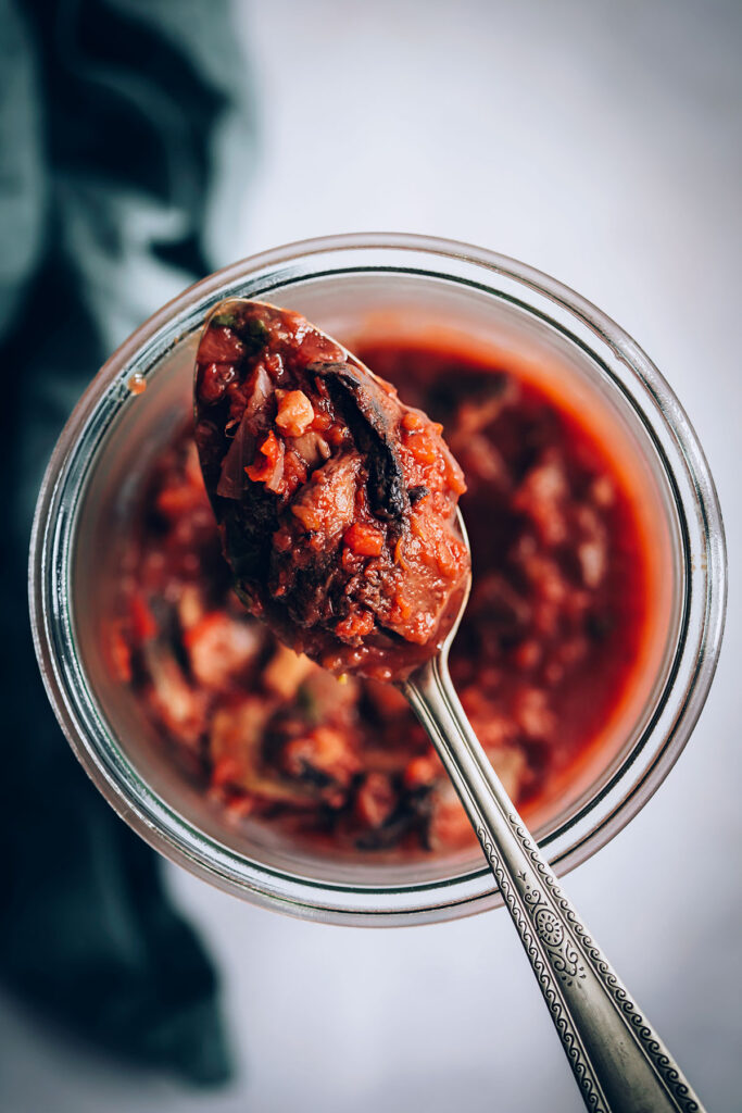 Make-and-Freeze Mushroom Pasta Sauce