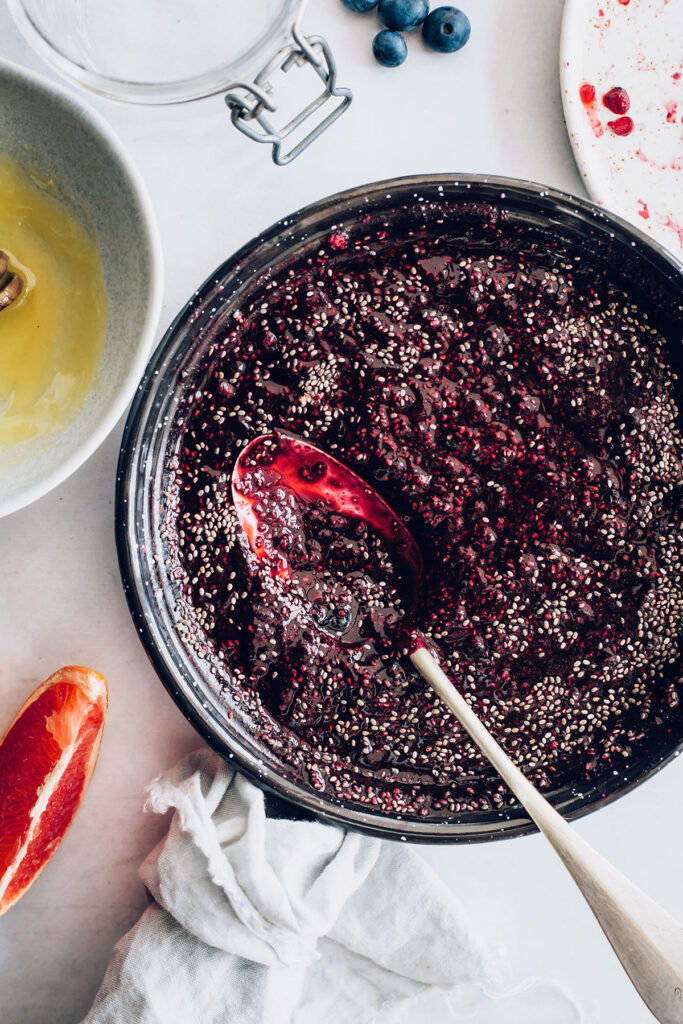 Thickening chia berry jam