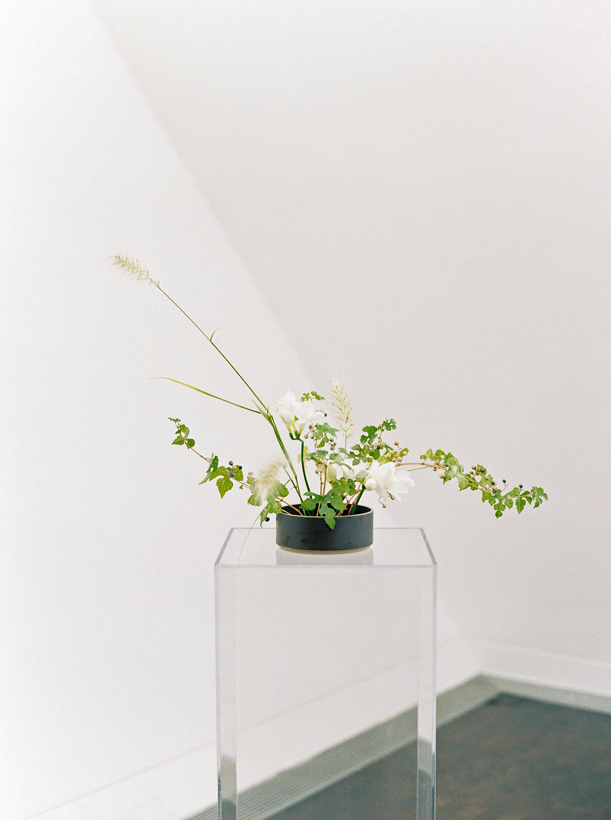 6 Simple + Beautiful Ikebana Flower Arrangements | Hello Nest