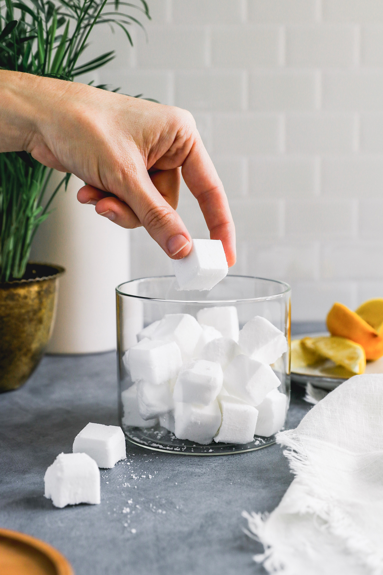 How to Make Homemade Dish Soap With Simple Non-Toxic Ingredients