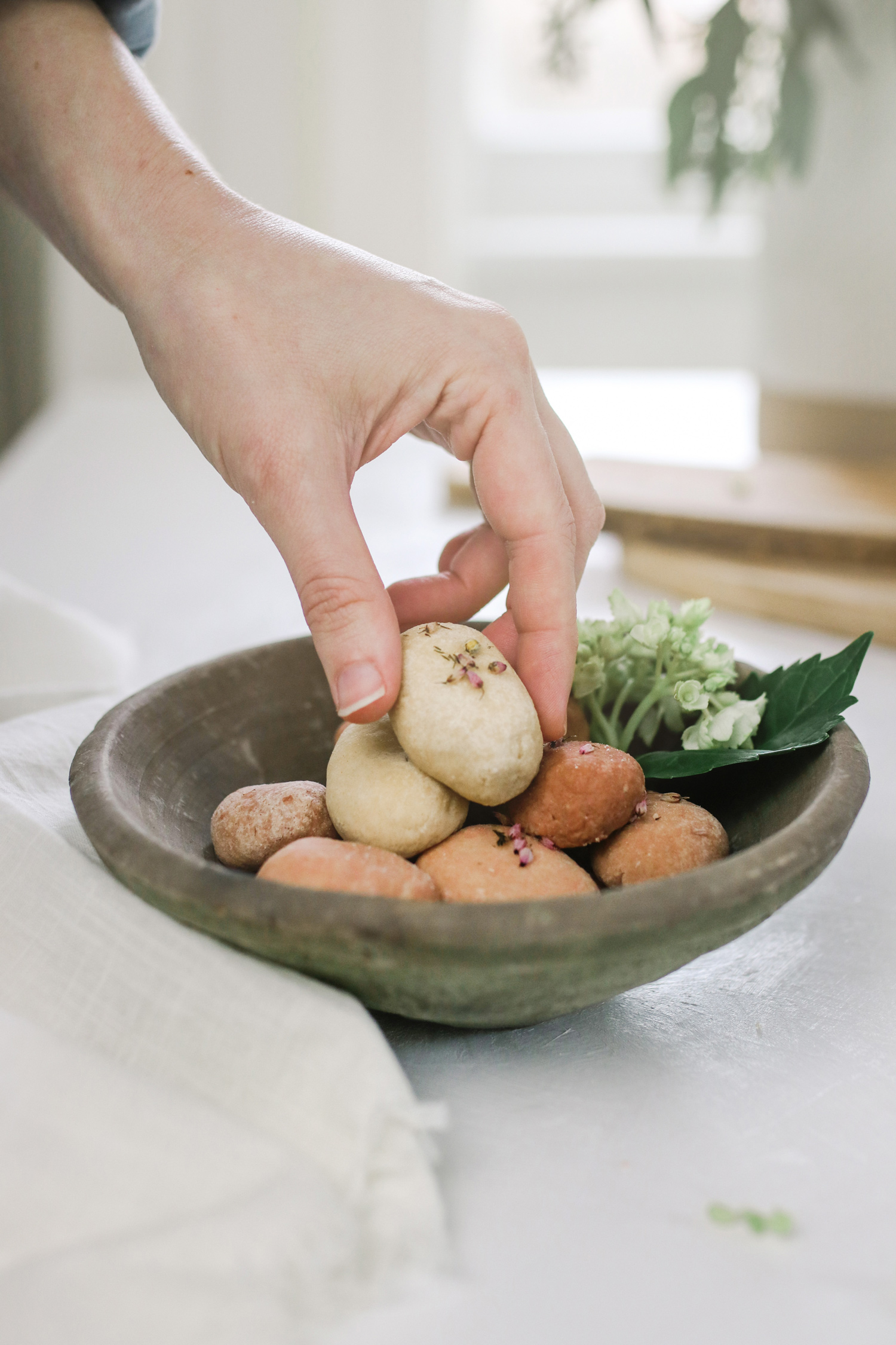 You only need four ingredients to make these DIY essential oil fragrance stones. They'll leave your house smelling naturally fresh!