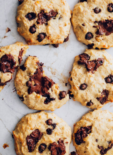 Secret Ingredient Chocolate Chip Cookies - Hello Veggie
