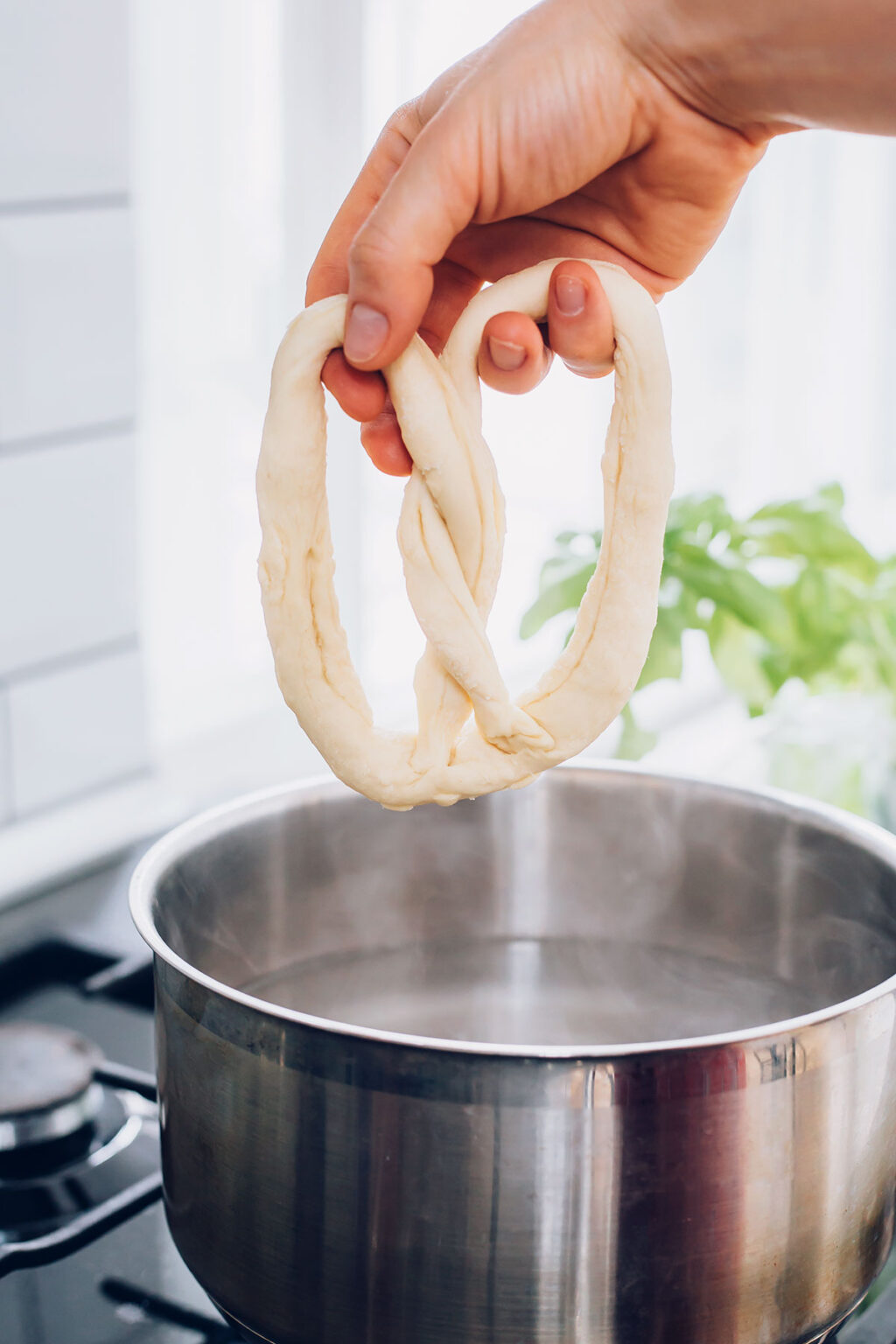 How To Make Perfect Homemade Pretzels | Hello Nest