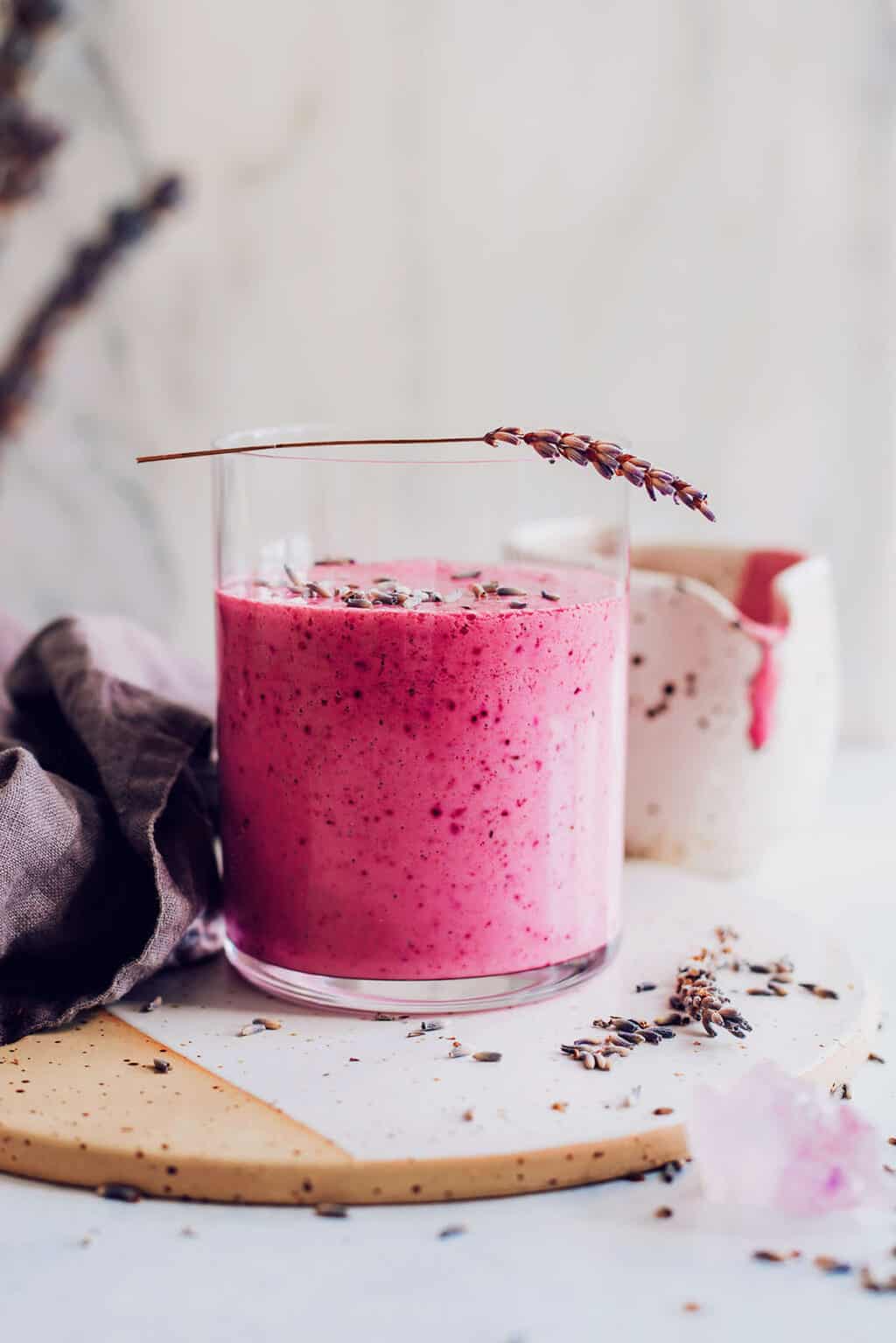 10 Amazing DIY Uses for Lavender - Lavender Smoothie