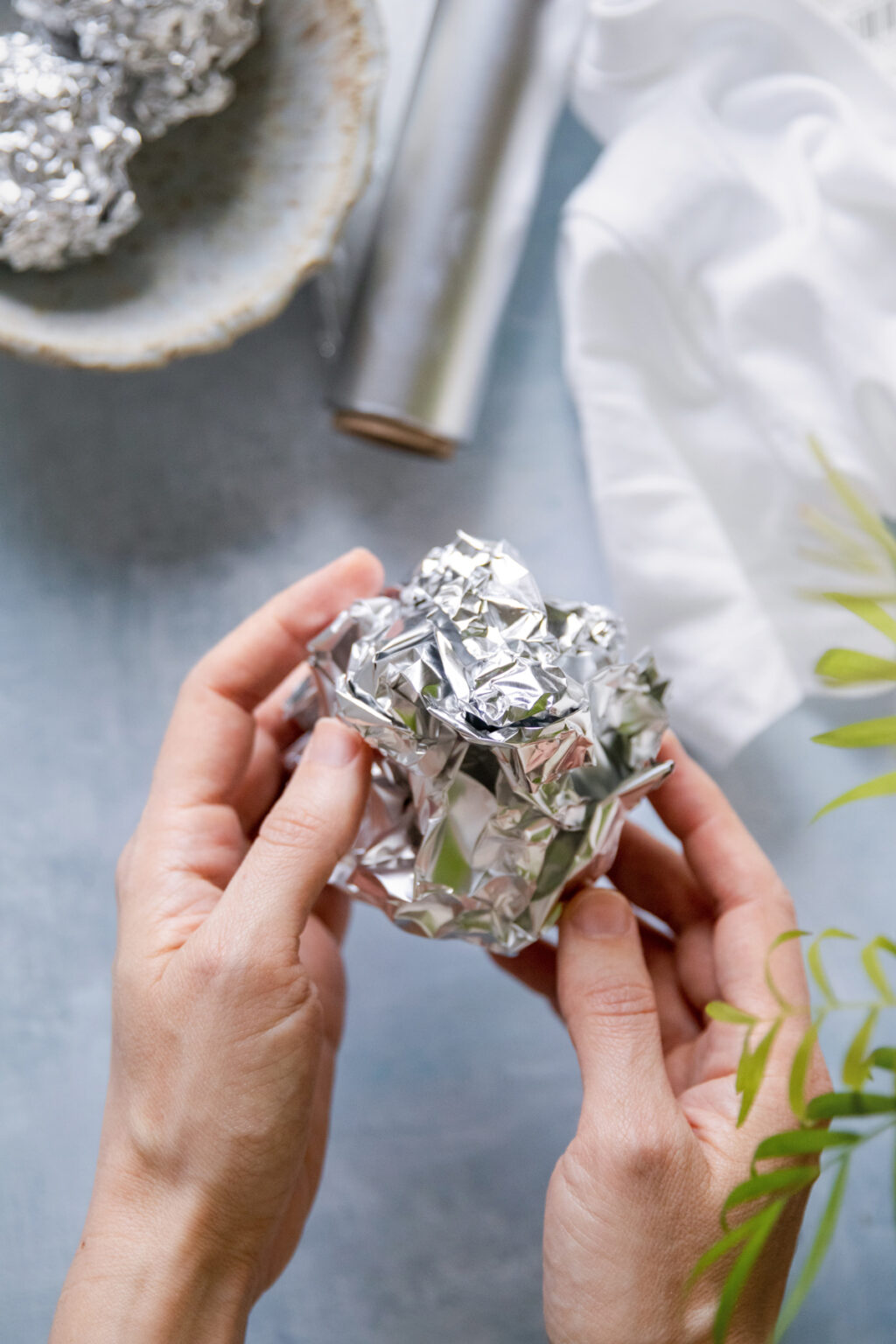 8 Ways To Get Rid of Static Cling Naturally Hello Nest