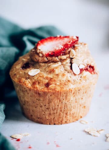 Strawberry Oat Cups